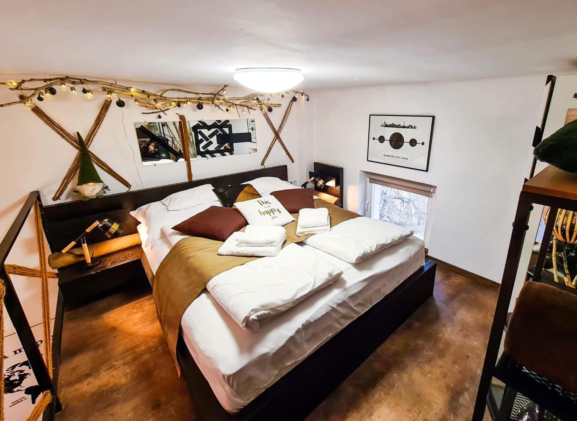 Rustic Flat With Perfect Location Budapešť